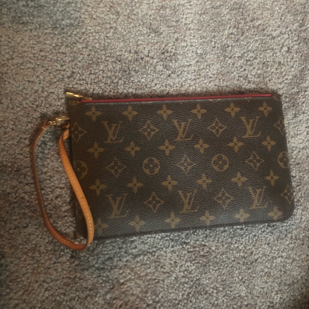 Neverfull clutch Louis Vuitton